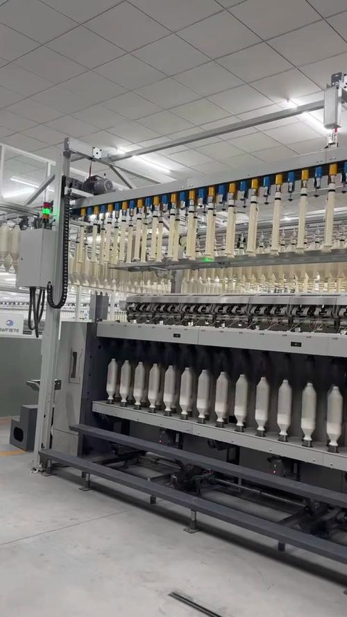 精梳棉竹節紗與賽絡紡有機棉紗 實體工廠的針織機織兩用紗解決方案